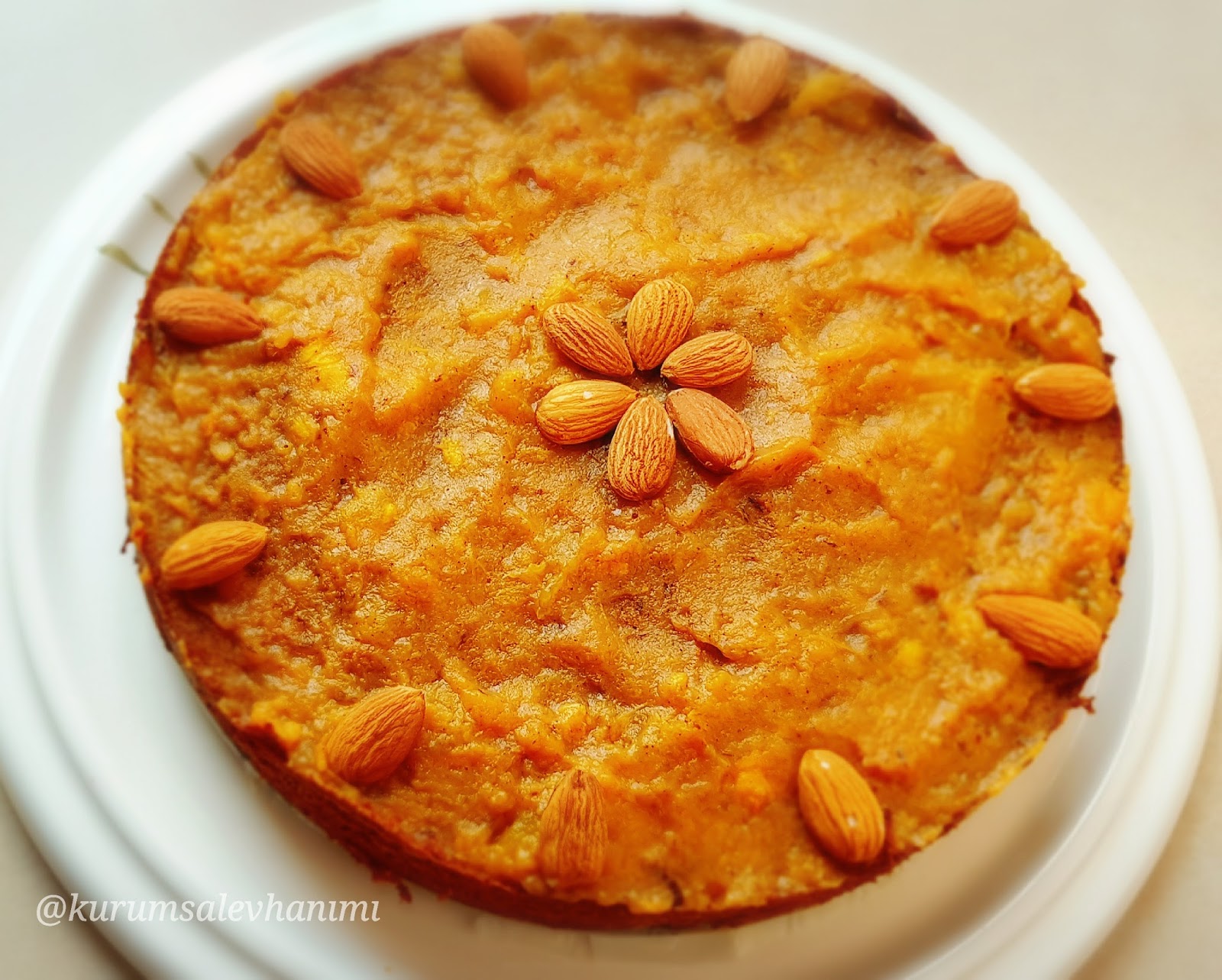 Hurmalı Glutensiz KekKurumsal Ev Hanımı