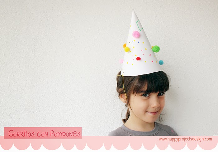Manualidades Manualidades: gorrito de fiesta con pompones