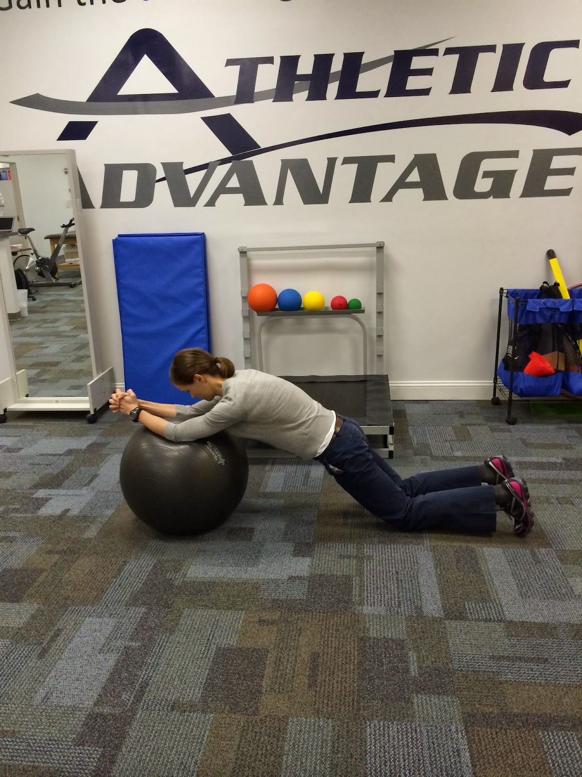 ironmomPT Core exercises with the swiss ball