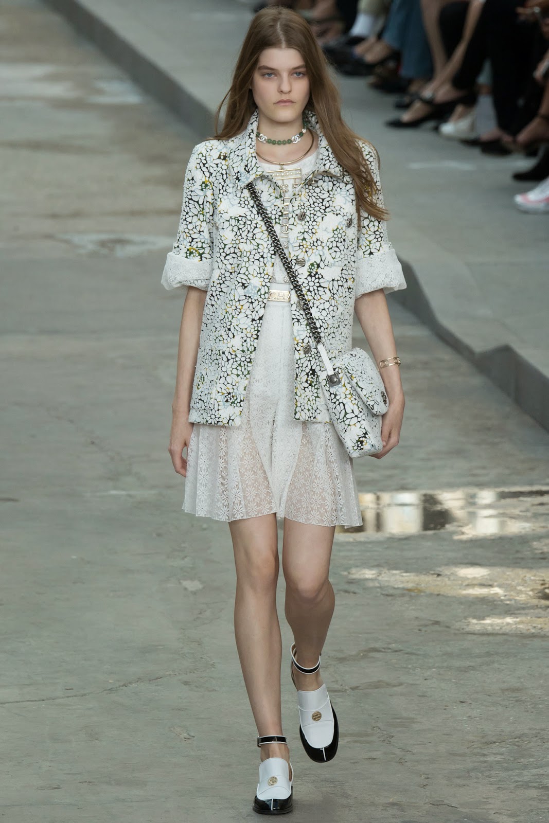Smartologie: Chanel Spring 2015 Ready-to-Wear - Paris Fashion Week