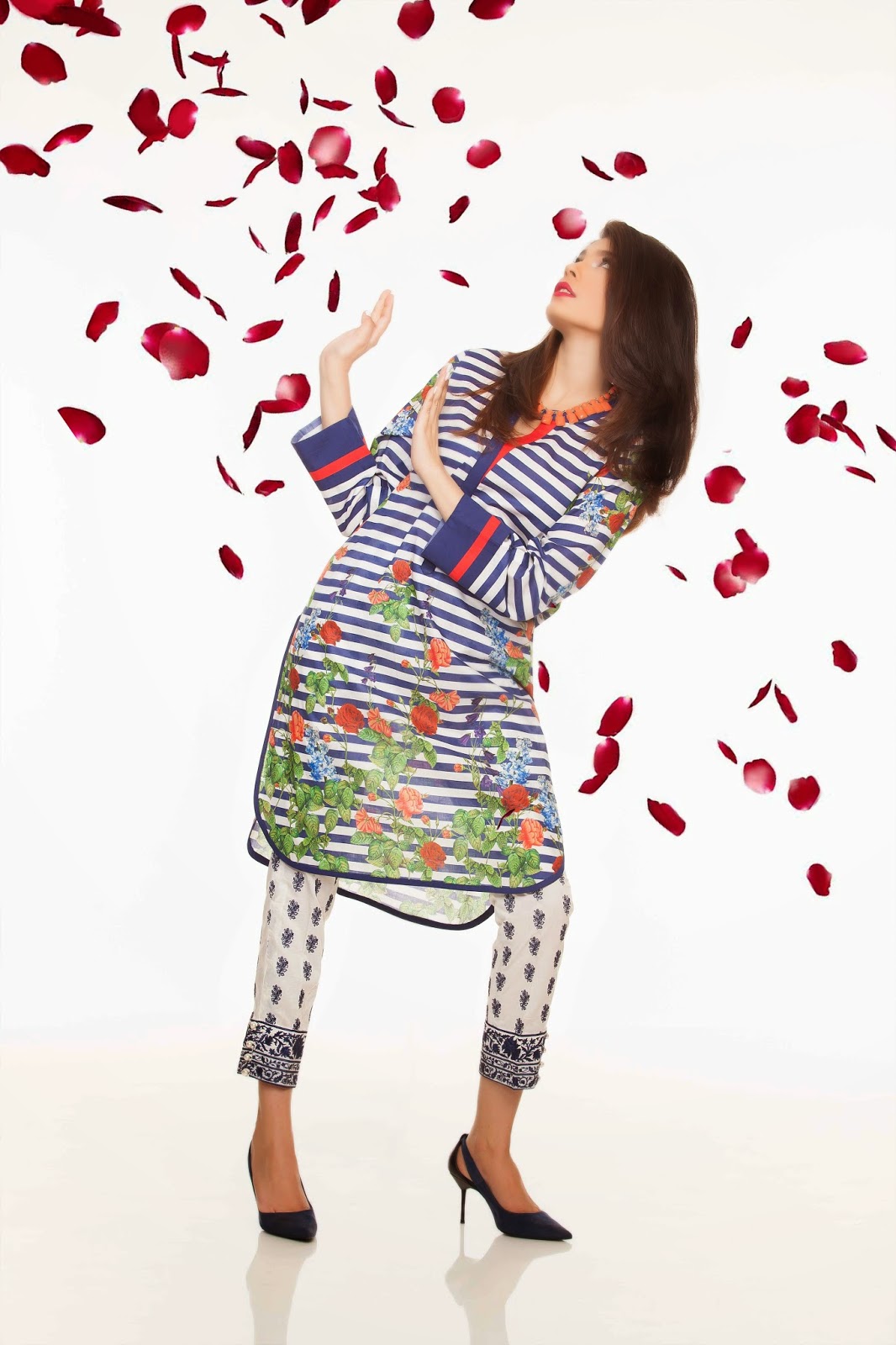 amna babar for sapphire's valentine's collection