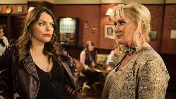Coronation Street Blog: Corrie cast members sign new contracts