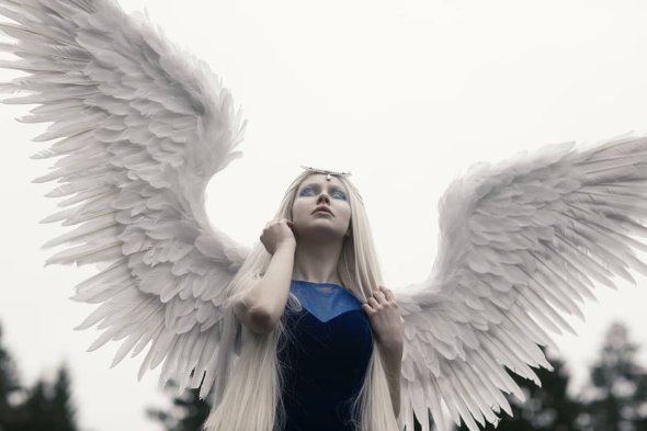 As belas modelos como fadas, sereias e seres fantásticos nas fotografias de Merle Harms Merle Harms kristalkind instagram arte fotografia mulheres modelos fashion fantasia magia sereias fadas