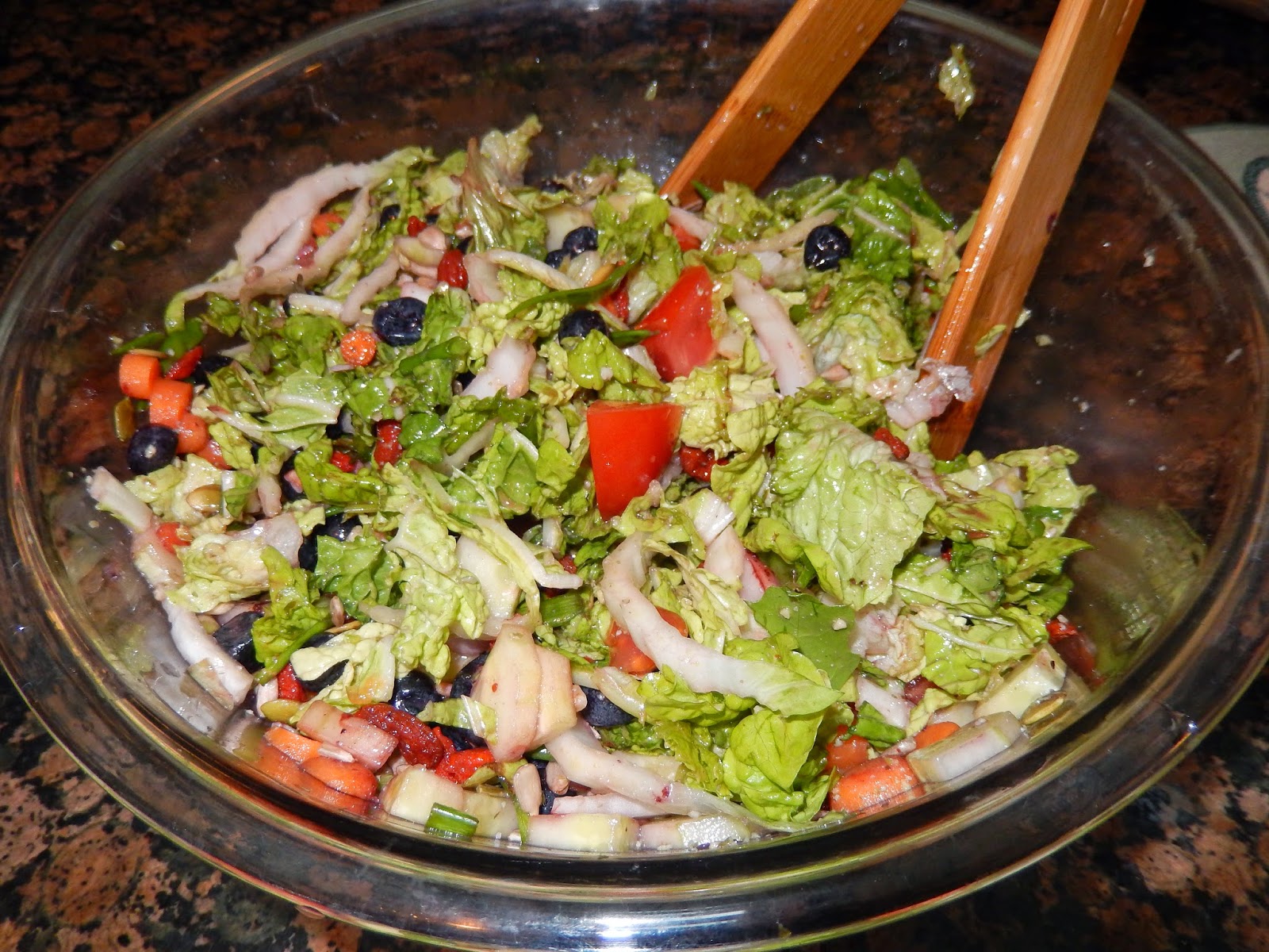 heal-thy self: Wholefoods Superfood Salad
