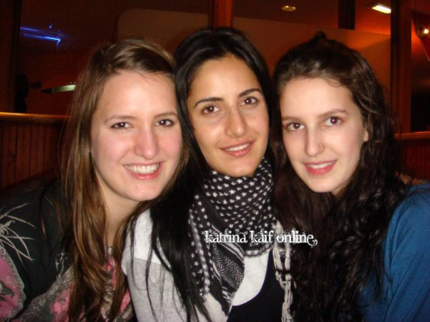 Katrina Kaif seven Sister, Katrina Kaif family,7 Sisters