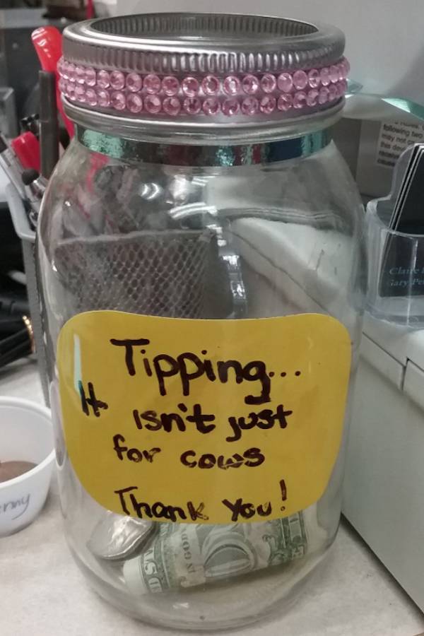 Creative tip jars that will make you tip 27 pics 