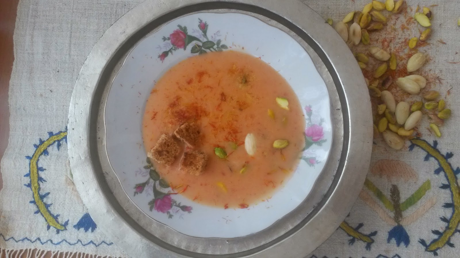 Antep Fıstık Çorbası Tarifi Antep Fıstık Çorbası Tarifi
