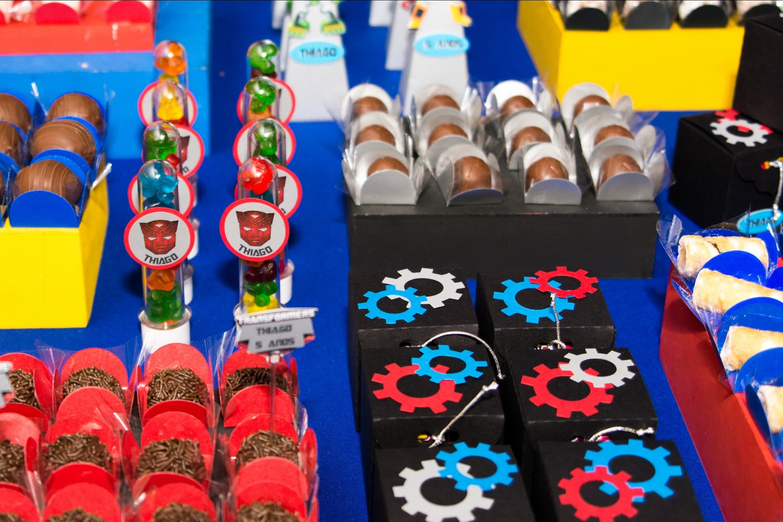 bolo bumblebee decoração dica doces festa festas e cia infantil bolo bumblebee decoração dica doces festa festas e cia infantil
