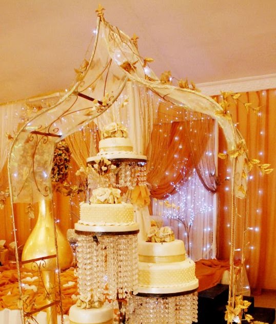African Pearl Bridal: Cake swagg