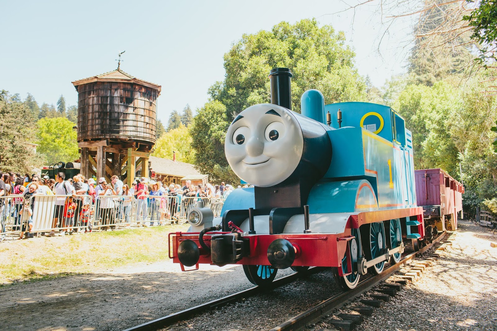 All aboard! Thomas the Tank Engine Is Coming To Nashville! {Giveaway}