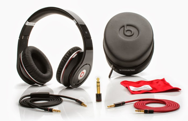 Trendy TreeHouse: Beats by Dr. Dre Studio ~ Review & Giveaway