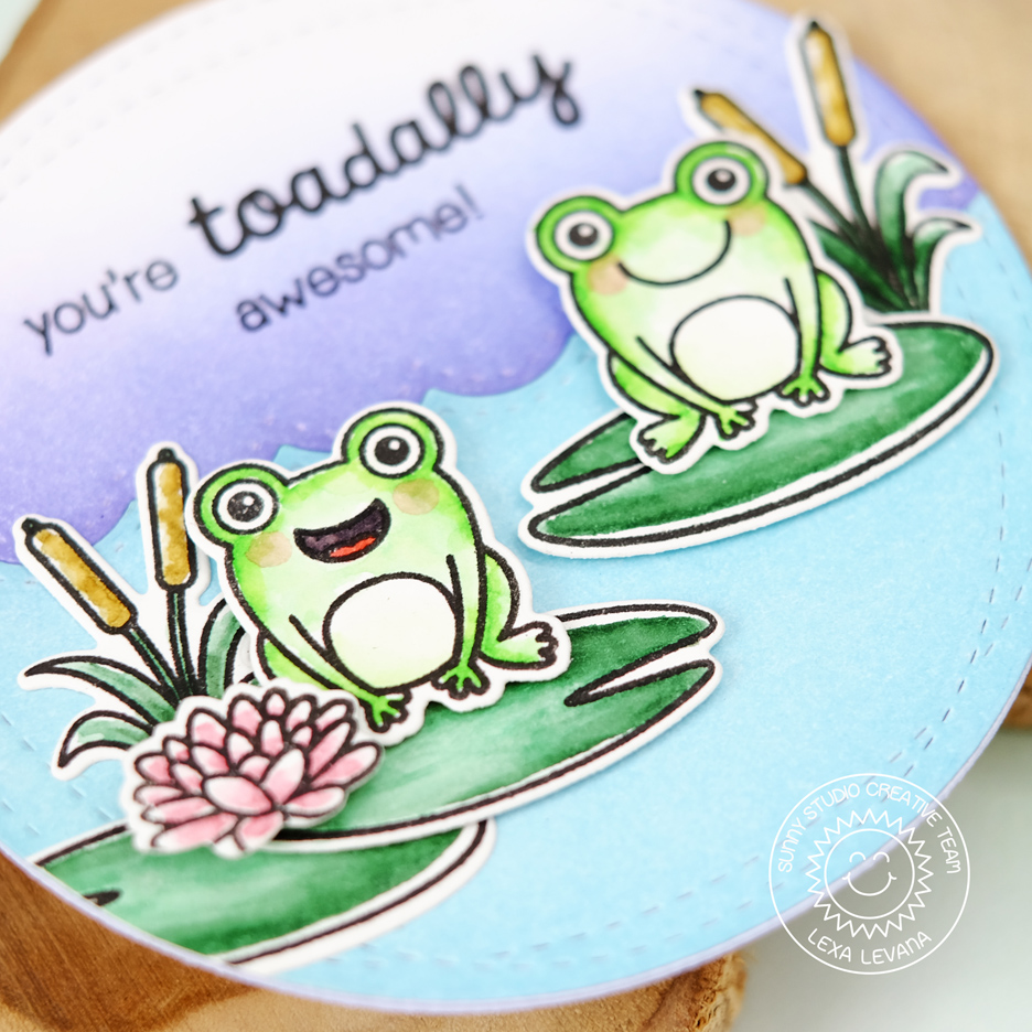 Sunny Studio Froggy Friends Circular Frog Card with Lexa