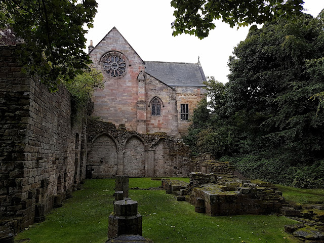 culross abbey culross abbey