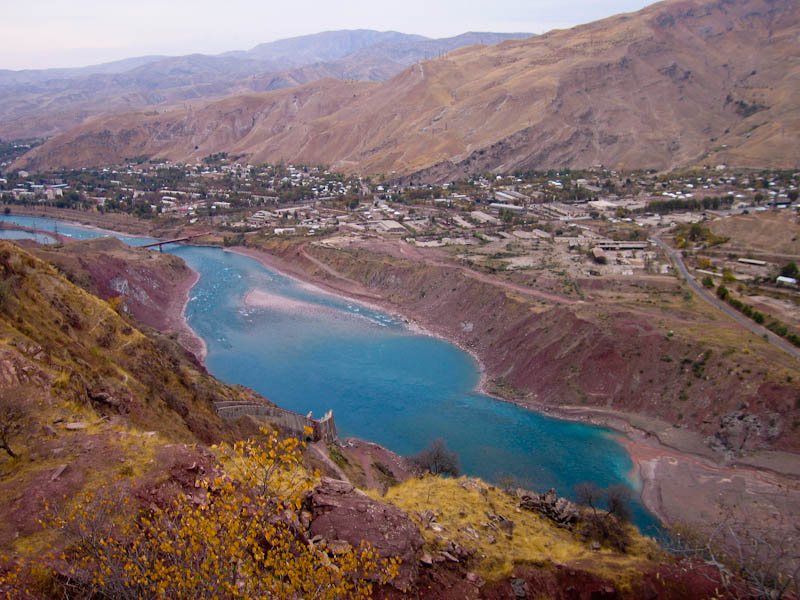 Погода вахш таджикистан на 10 дней. Река Вахш в Таджикистане. В Таджикистане в Долина Вахш. Норак река Вахш. Нурекская река.
