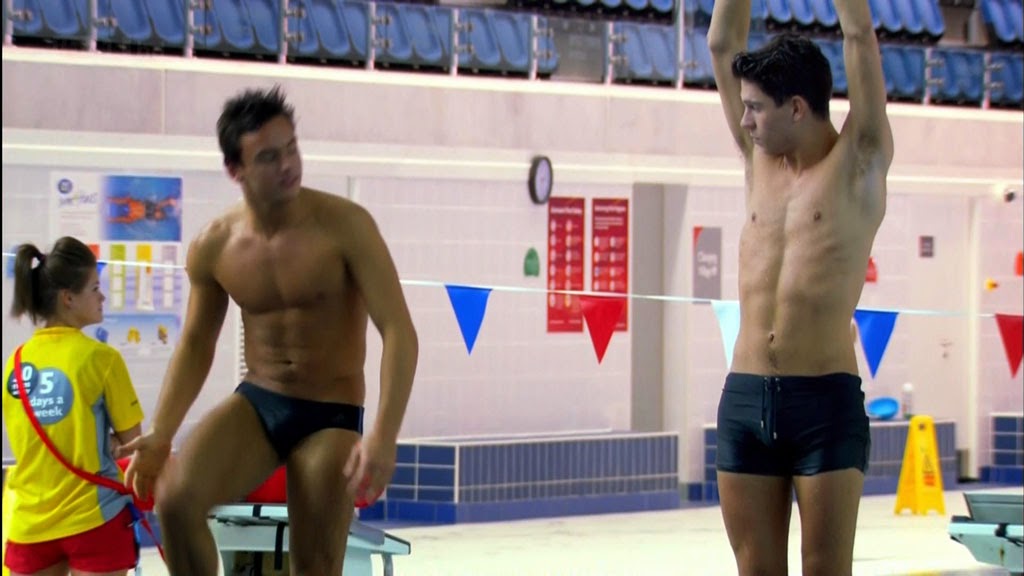 Joey Essex naked - Towie S08E12. 