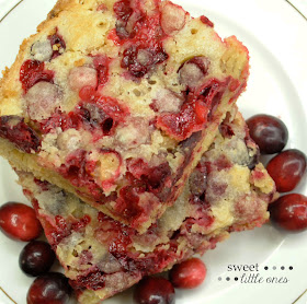 Christmas Cranberry Cake - Simple and Delicious 6 Ingredient, Made-from-Scratch Holiday Cake Recipe - www.sweetlittleonesblog.com  
