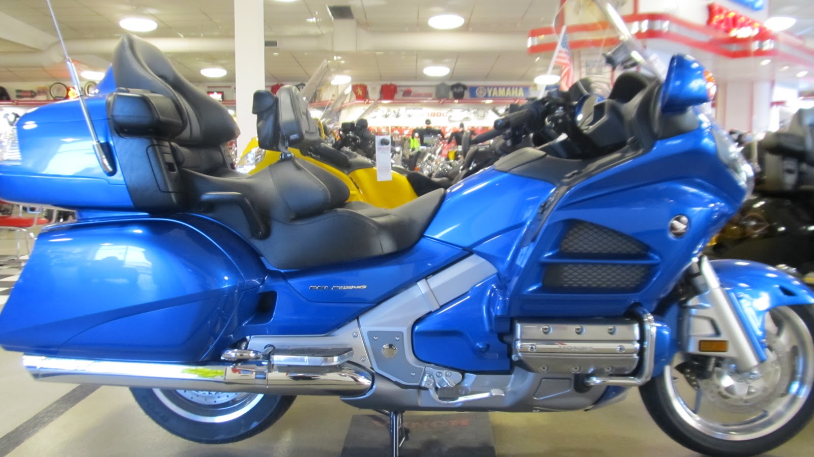 Honda Paint Recall >> Niehaus Cycle: Color-matched, Two tone or Stock 2012 Goldwing? Honda Paint Recall >> Niehaus Cycle: Color-matched, Two tone or Stock 2012 Goldwing?