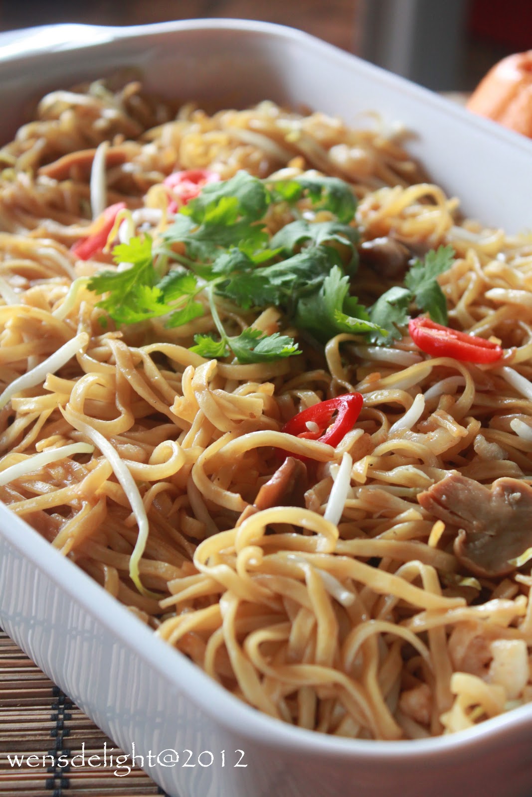 Wen's Delight Ee Fu Noodles