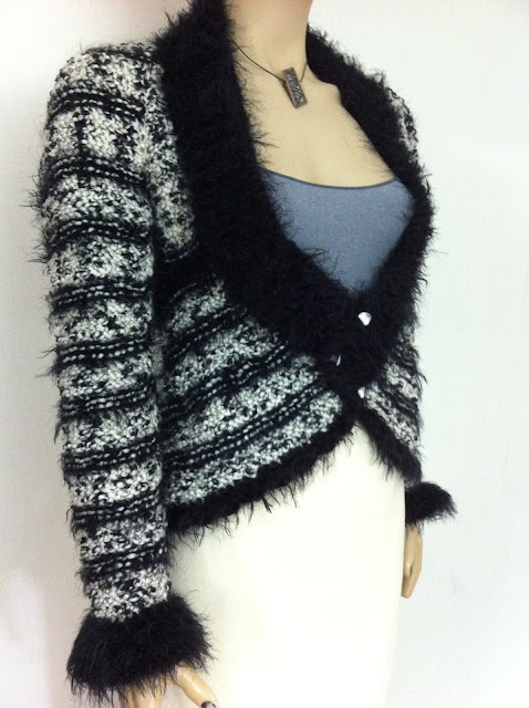 Pulover bolero - sare si piper-