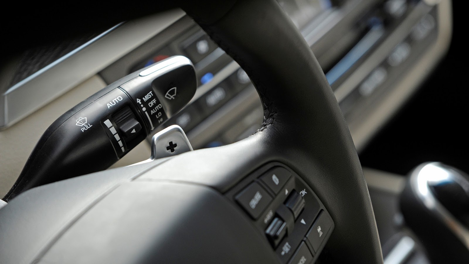 2017 Genesis G80 Available With N A V6 And V8 In The Us