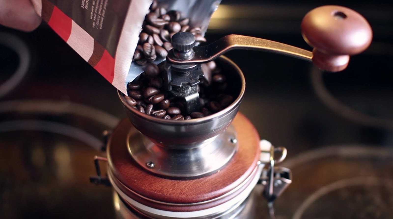 10 Handy Grinder Kopi Terbaik Enthusiast Coffee