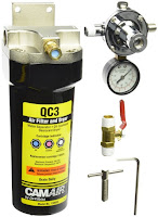 Dessiccant compressed air dryer for powder coating or painting