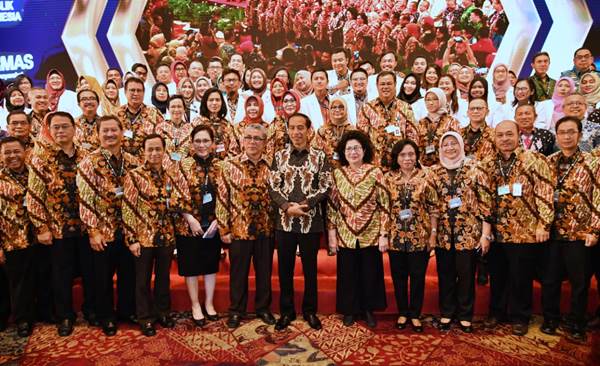 Dibanding%2B2014%252C%2BPresiden%2BSebut%2BAngka%2B%25E2%2580%2598Stunting%25E2%2580%2599%2BTurun%2BJadi%2B30%2BPersen