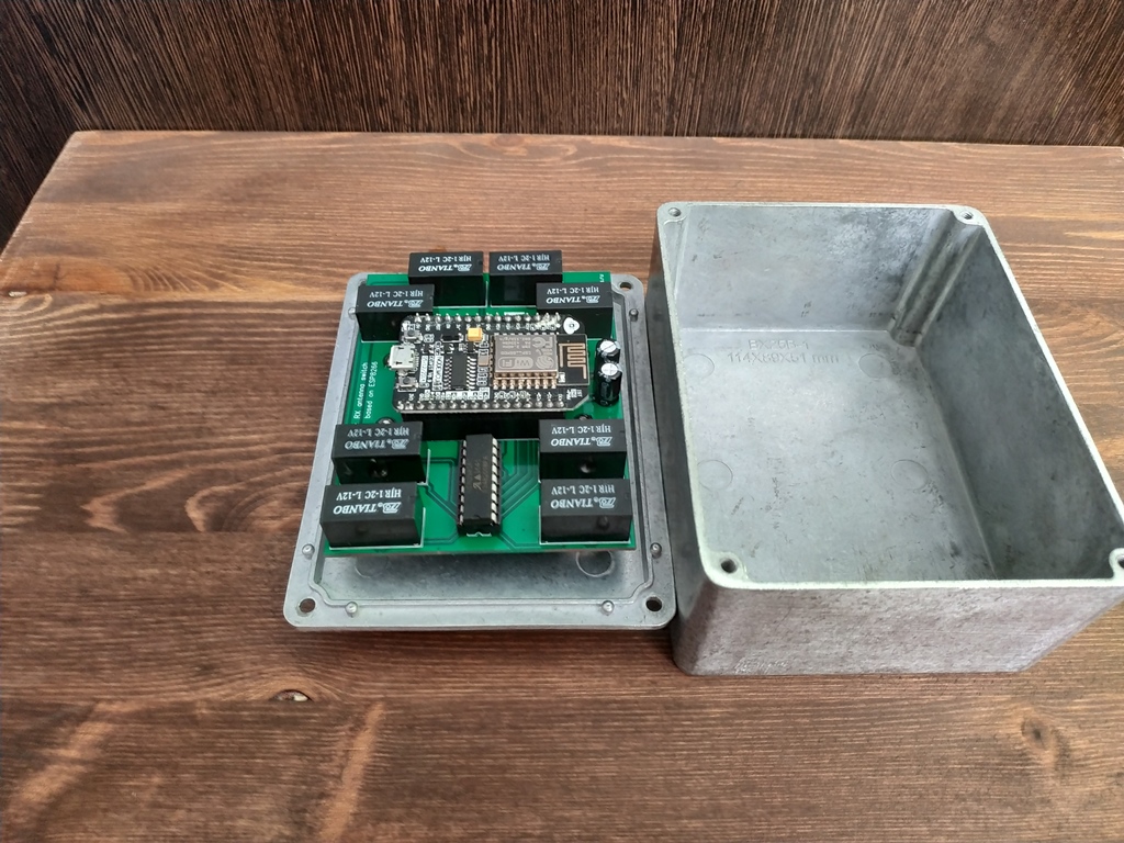 Ham radio and SWL Remote RX antennas switch with WIFI interface