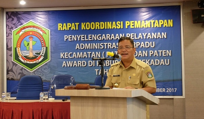 Bupati Rupinus Rapat PATEN Dengan Camat Se-Kabupaten Sekadau