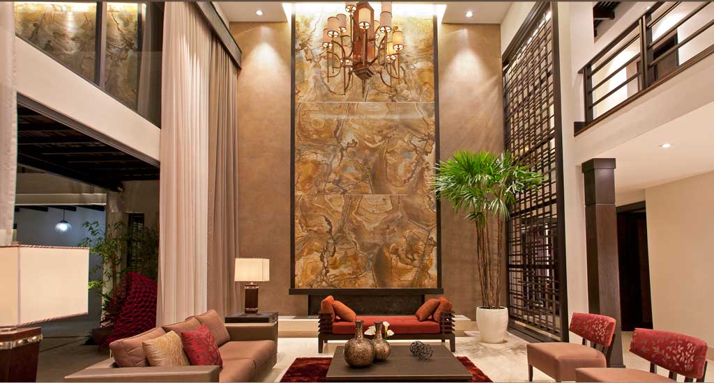 Israel Daniel González Ocaña: ADRIANA HOYOS