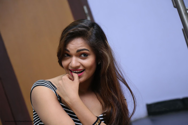 Aswini Stills At Pelliki Mundu Prema Katha Trailer Launch