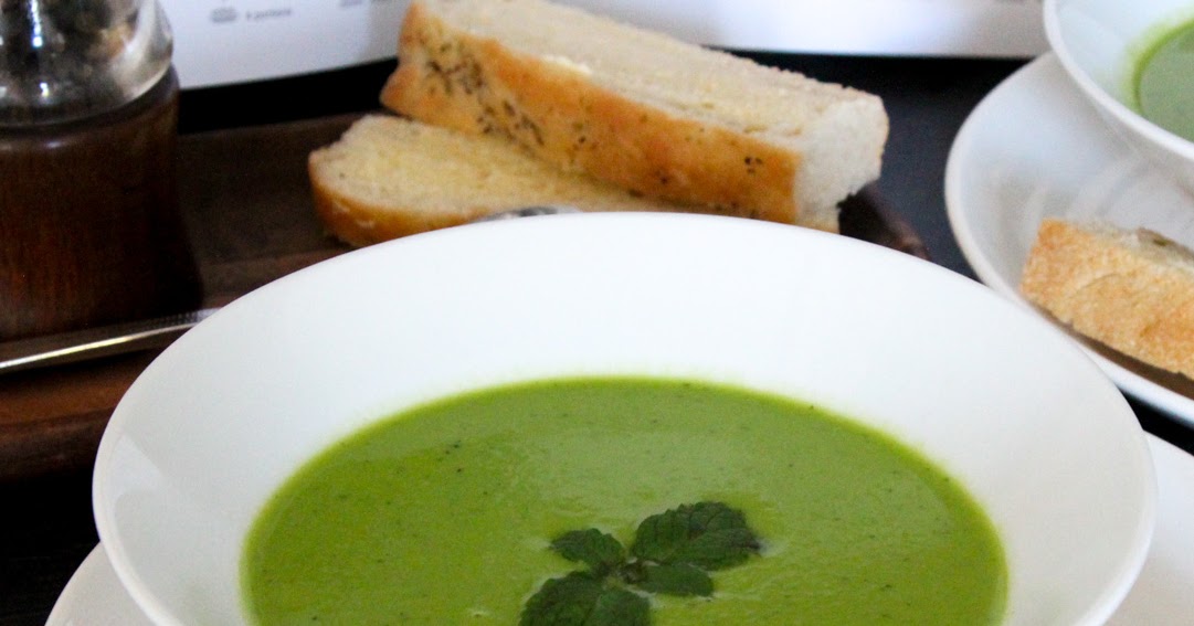 Kitchen Delights: Easy Pea and Mint Soup