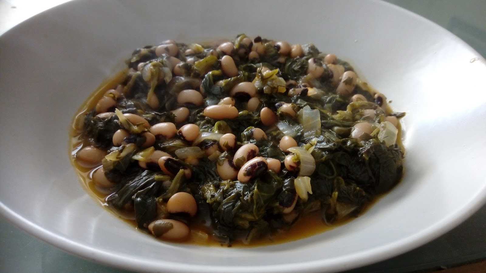 Hellenic "Recipes" Blackeyed beans with spinach