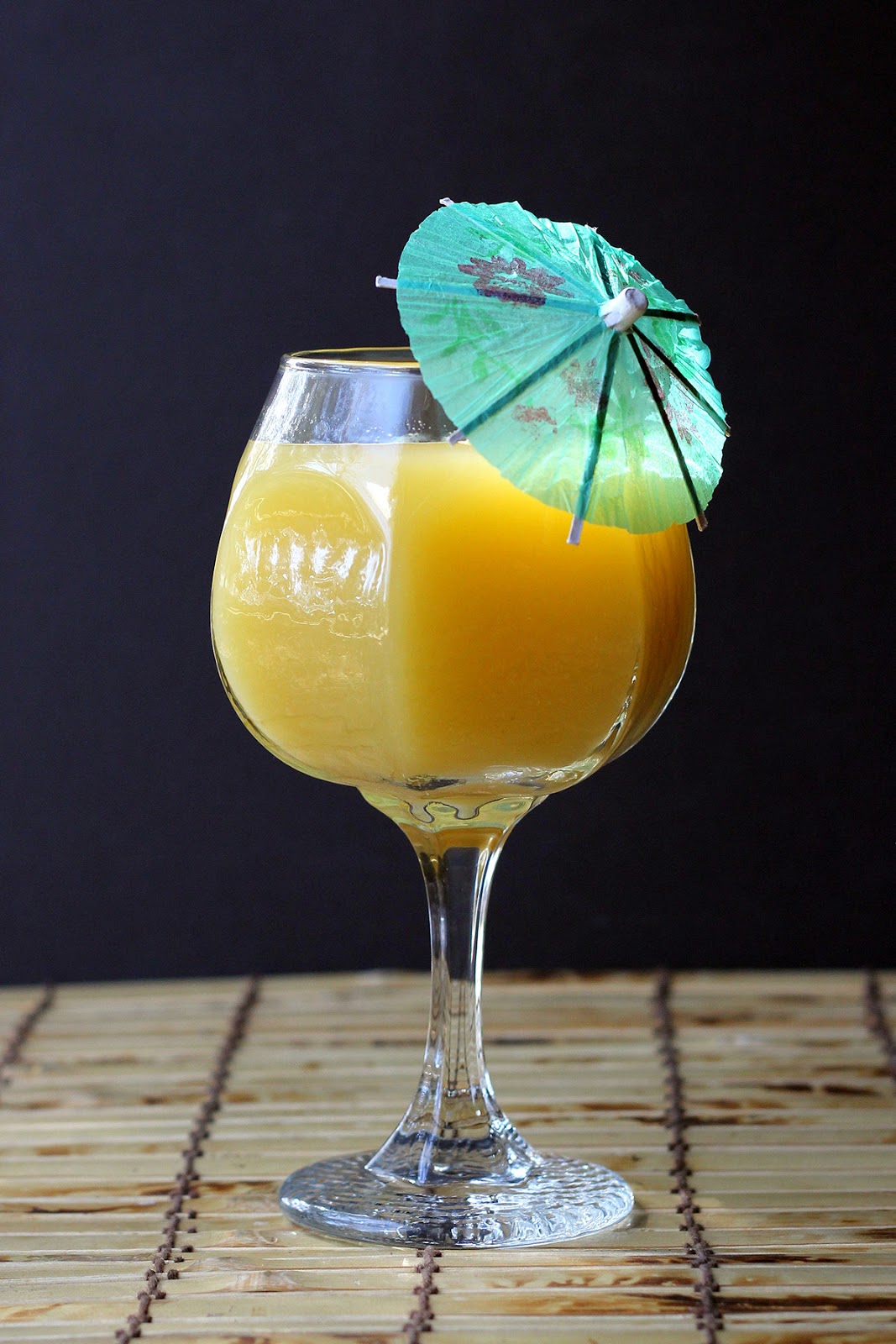 Cookistry Pineapple GrapefruitRum Cocktail perfect for an Easter brunch