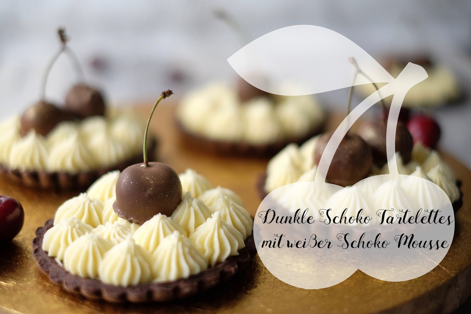 Dunkle Schoko Tartelettes mit weißer Schoko Mousse | Marion&amp;#39;s Kaffeeklatsch