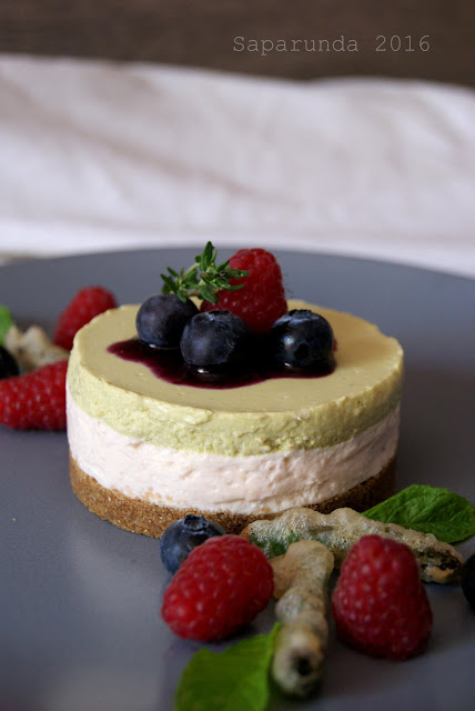 Salmon cheesecake