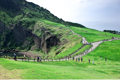 Seongsan Sunrise Peak - Salika Travel - Korea Group Series May 2018 Seongsan Sunrise Peak - Salika Travel - Korea Group Series May 2018