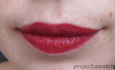 MAC Marilyn Monroe Deeply Adored - lip swatch