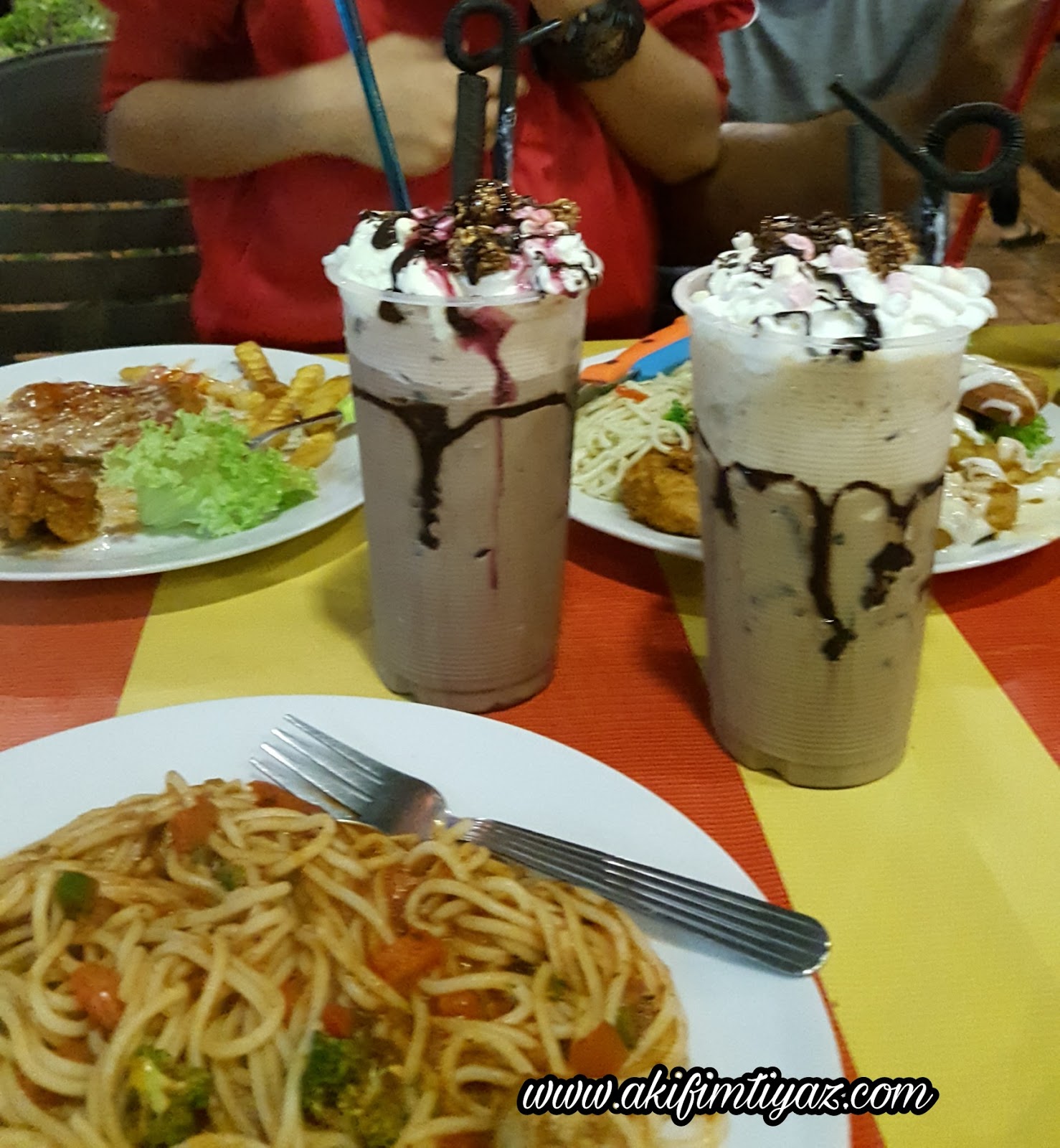 Western Food Murah Dan Sedap Di & Co Benteng Bistro Taman