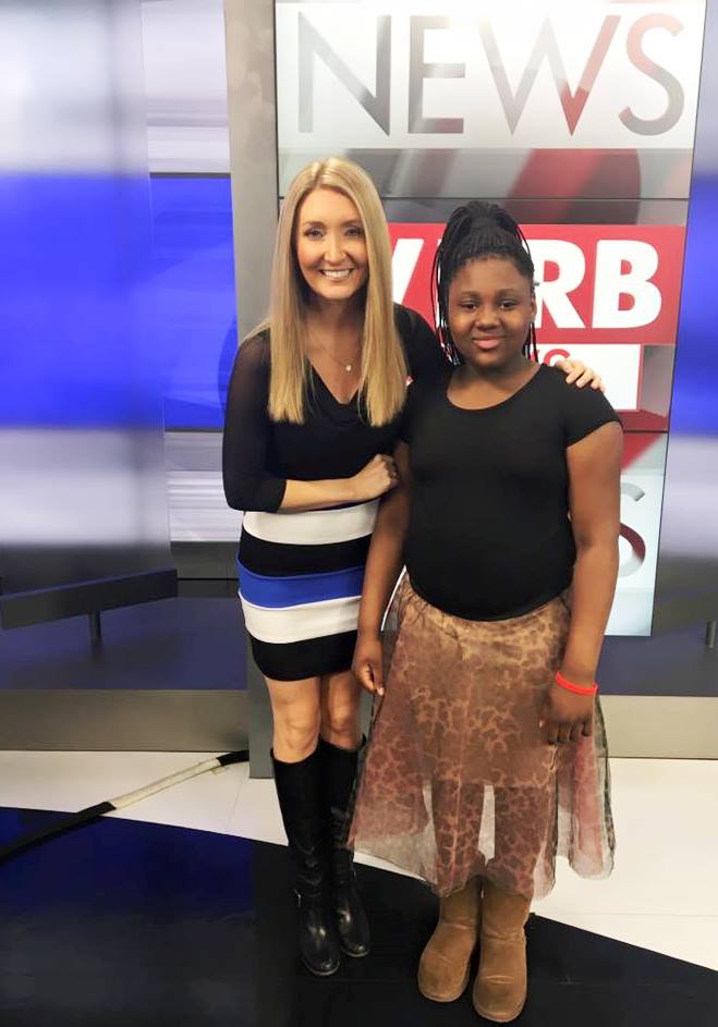 THE APPRECIATION OF BOOTED NEWS WOMEN BLOG : WDRB&#39;S FALLON GLICK IS LOVELY IN LOUISVILLE