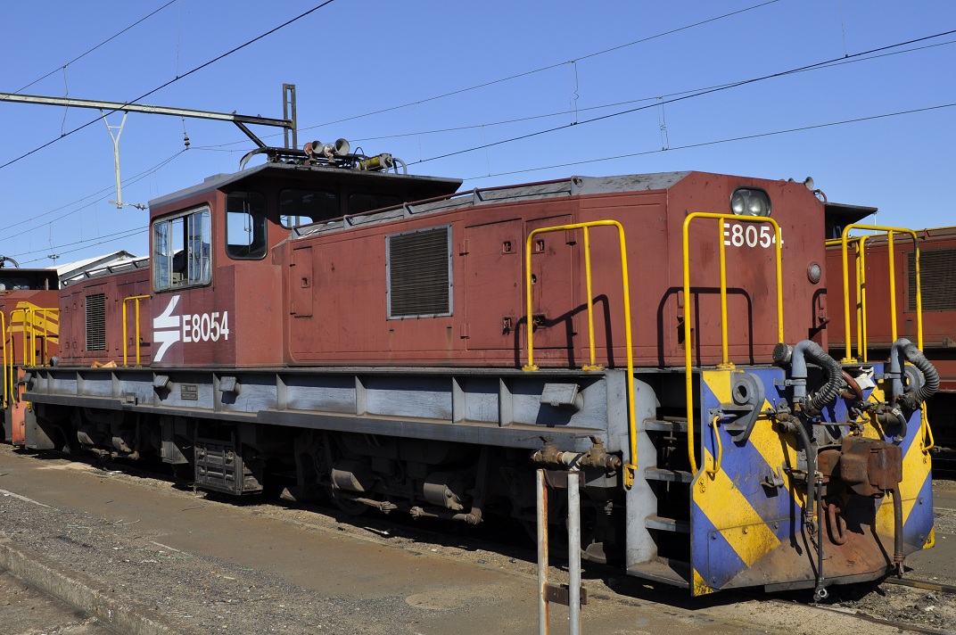 SAR CONNECTA E8054 Umbilo Electric Depot (31st May 2011)