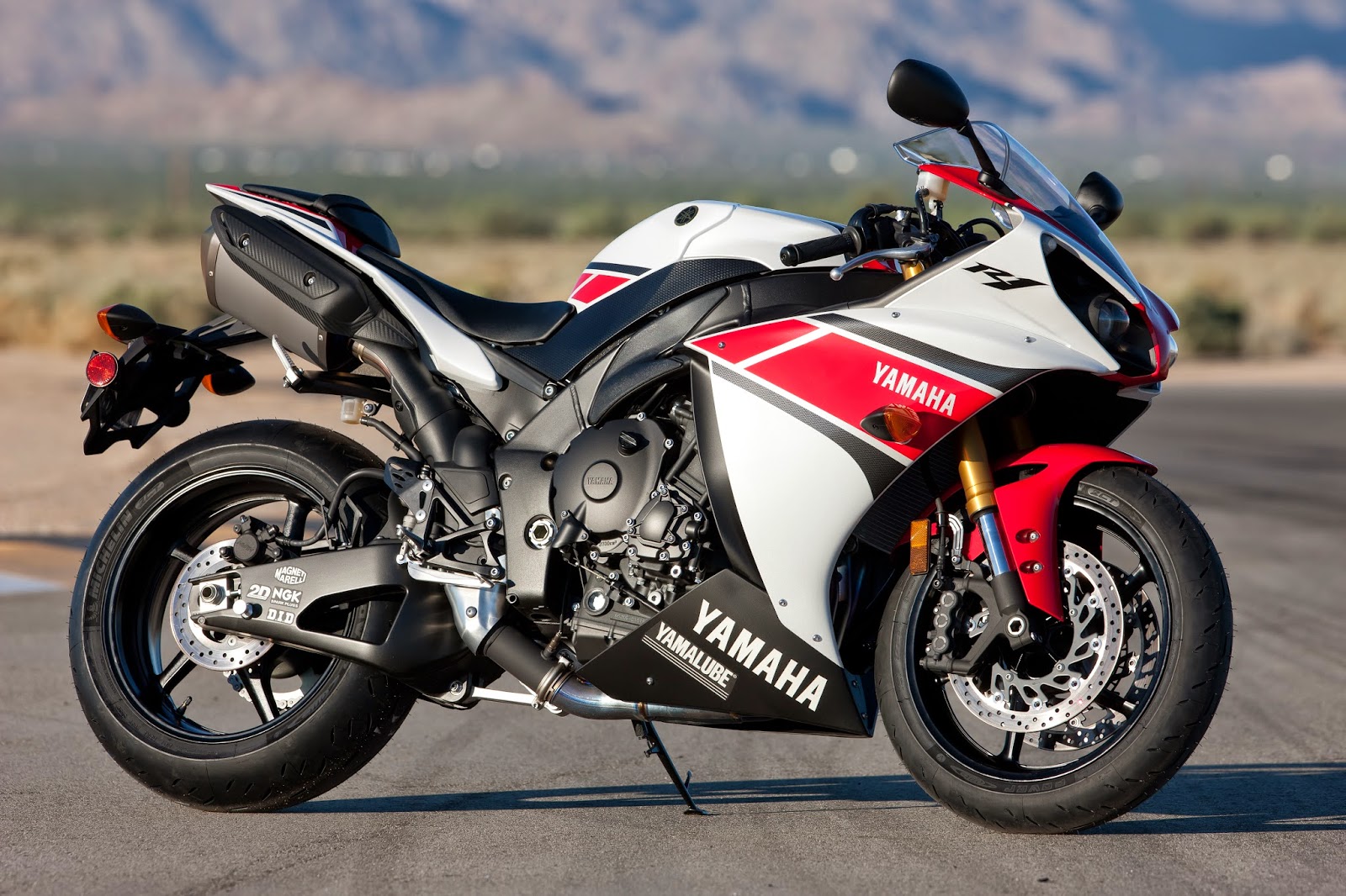 YAMAHA YZF R1 2012-2014 Workshop Repair Service Manual