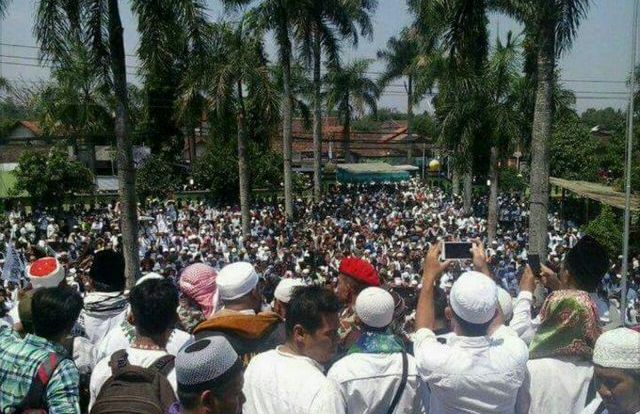 Hasil gambar untuk aksi bela rohingya borobudur