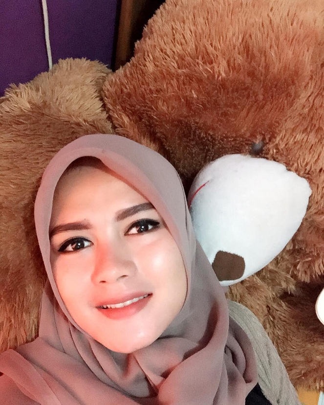 Polwan Berhijab, Ismi Aisyah Polwan Berhijab, Ismi Aisyah