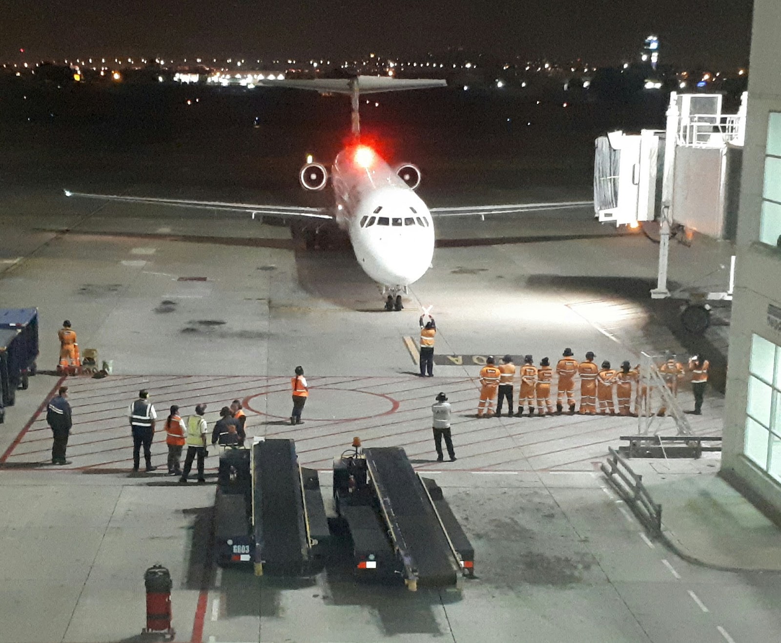 Pulso guayaco +Trip ( blog de aviación y viajes) Laser Airlines ya une