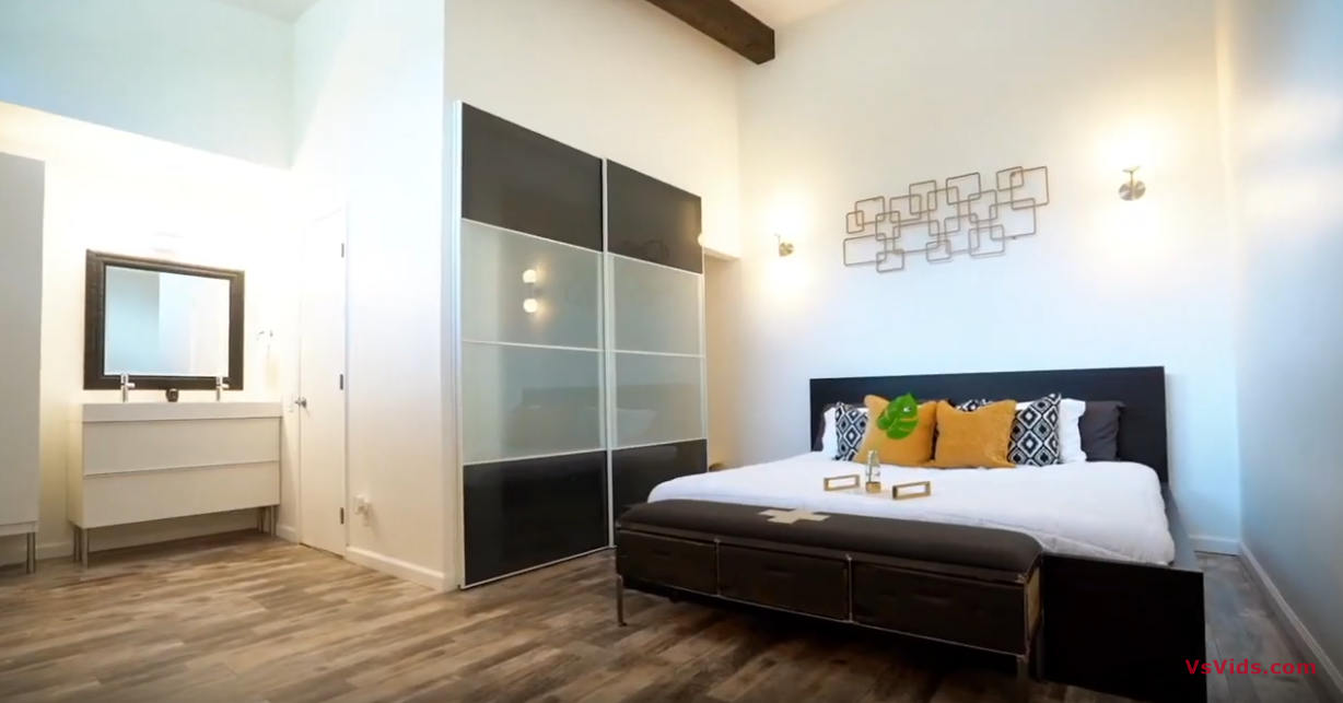 8 Photos vs. 5460 White Oak Avenue #C319 | Encino - Luxury Condo Tour 8 Photos vs. 5460 White Oak Avenue #C319 | Encino - Luxury Condo Tour