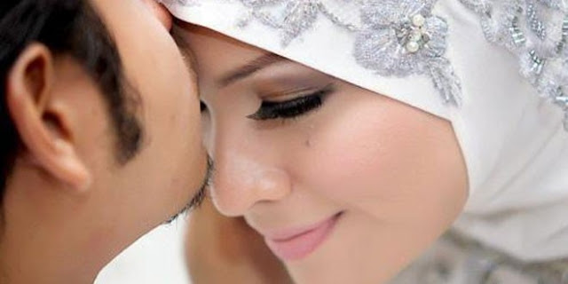 Ingin Rezeki Suami Bertambah...Ini yang harus Seorang Istri Lakukan..!!