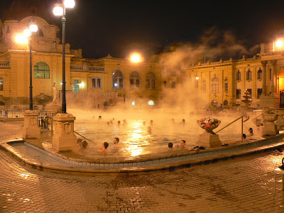 Széchenyi Bath outdoor pool by night