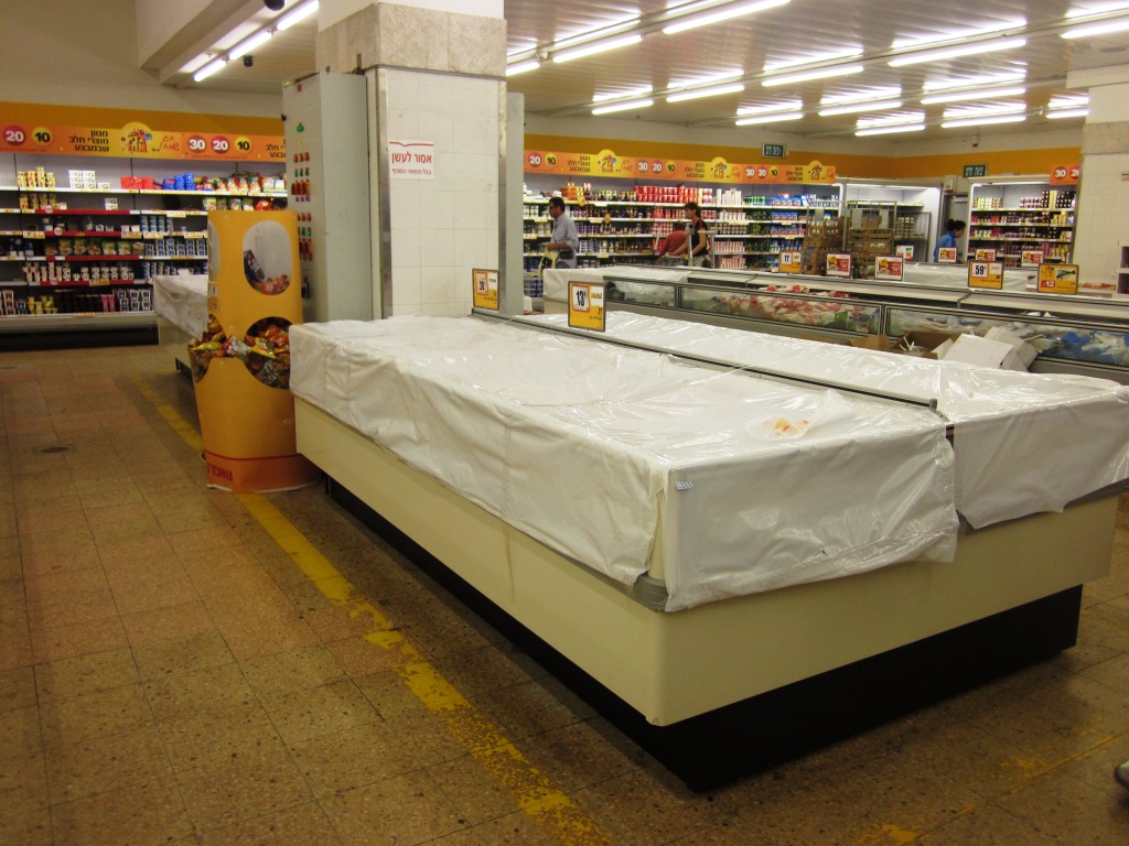 With Love from Ukraine... Grocery store during Passover