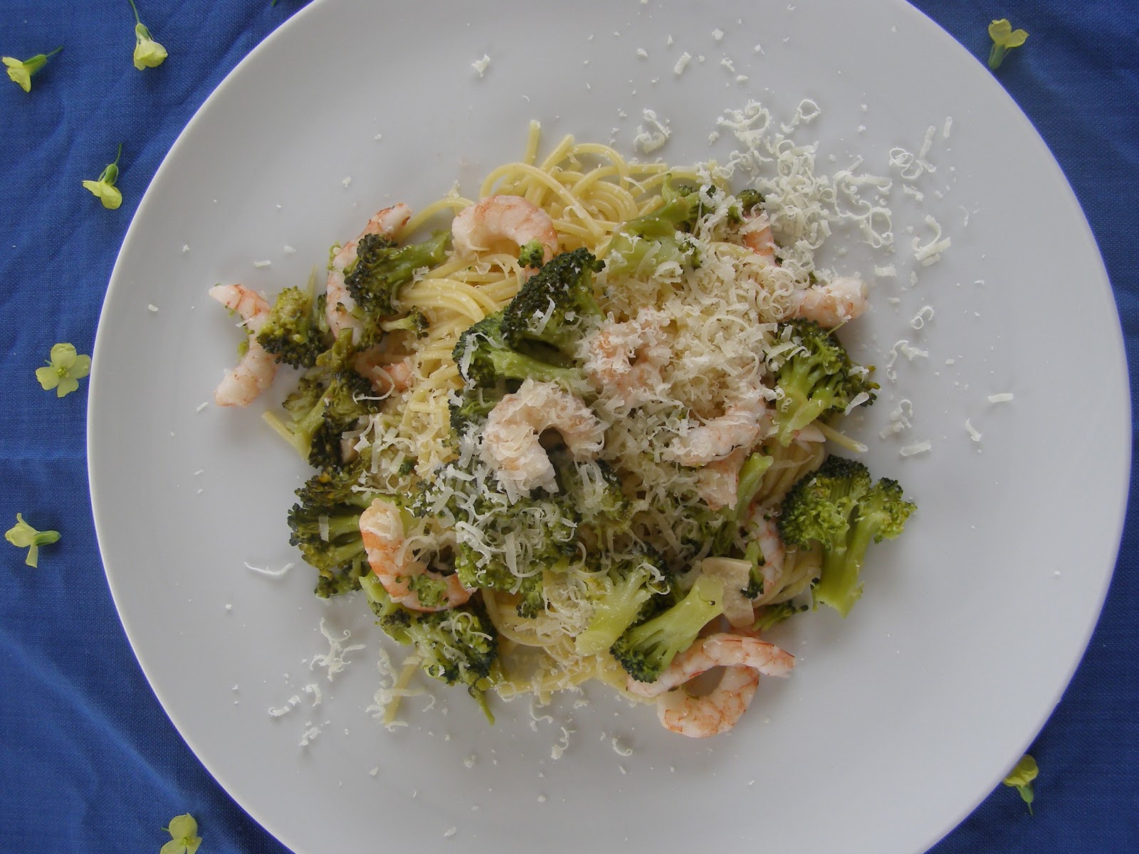 besos de canela y menta Pasta con brocoli y gambas